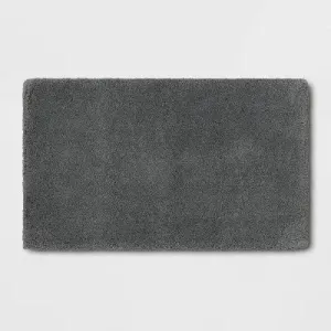 24"x40" Bath Rug Dark Gray- Threshold Signature