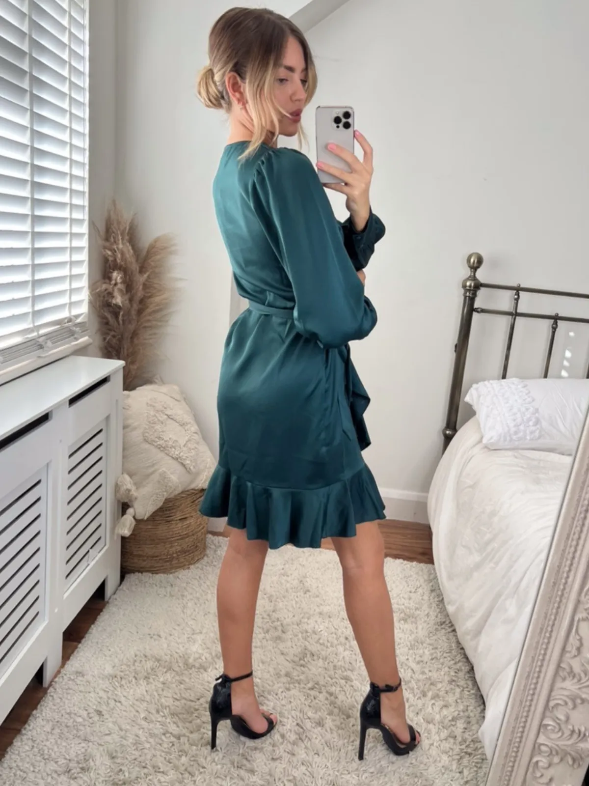 Bobbi Wrap Satin Mini Dress / Forest Green