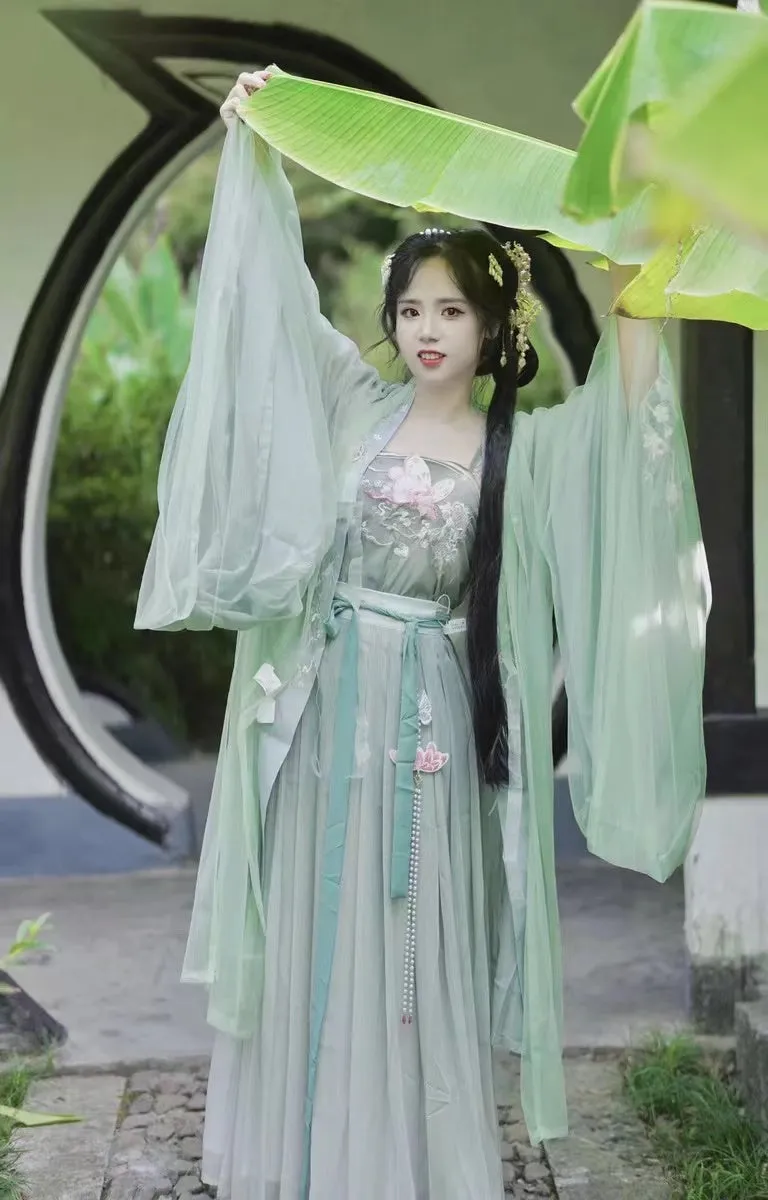 Chinese Style Vintage Flower Embroidery Sprout Green Hanfu Clothing Costume Daily Wear(4PCS)