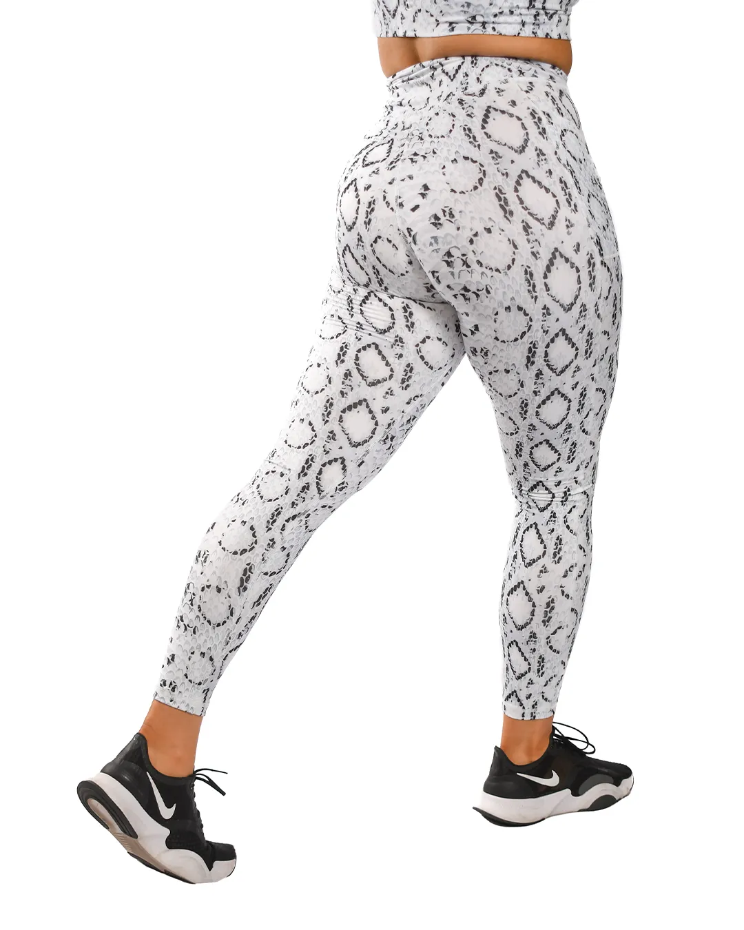 Effortless Vortex Pocket Leggings - White Cobra